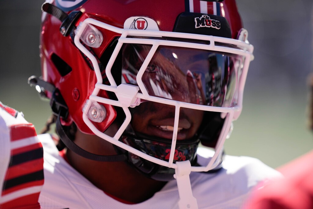 (Francisco Kjolseth | The Salt Lake Tribune) Utes running back Jaylon Glover (1) on the sidelines as Utah State hosts the University of Utah during the first half of an NCAA college football game Saturday, Sept. 14, 2024, in Logan, Utah.