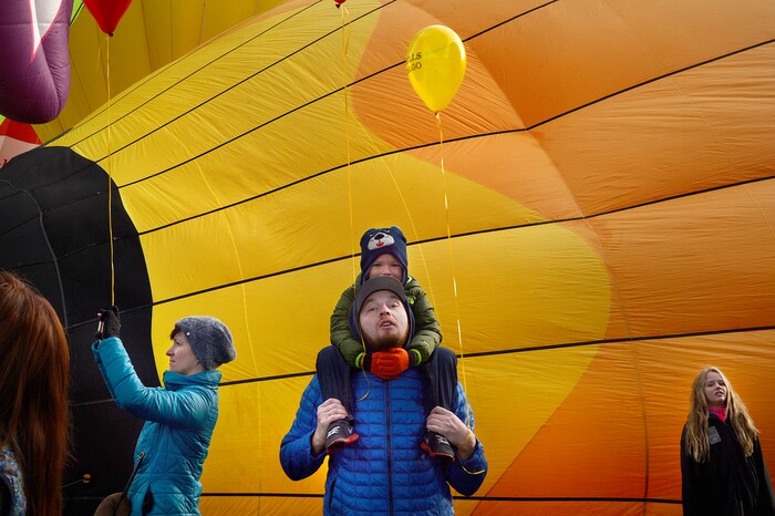 (Scott Sommerdorf | The Salt Lake Tribune)
Spectators watch the balloon launches at the 4th annual Autumn Aloft Hot Air Balloon Festival in Park City, Sunday, September 17, 2017.