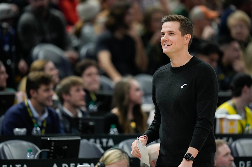 (Francisco Kjolseth | The Salt Lake Tribune) Utah Jazz coach Will Hardy as the Utah Jazz take on the LA Clippers in NBA basketball at Vivint Arena in Salt Lake City on Wednesday, Nov. 30, 2022.