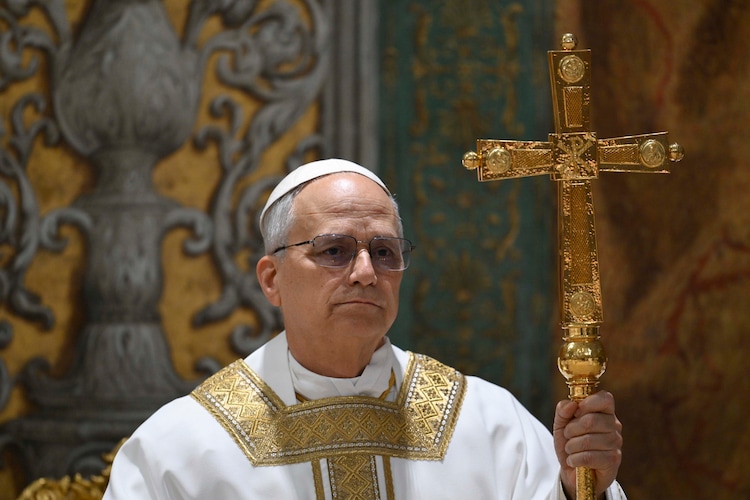 In first Mass as pontiff, Pope Leo XIV calls for a missionary church in a secular age