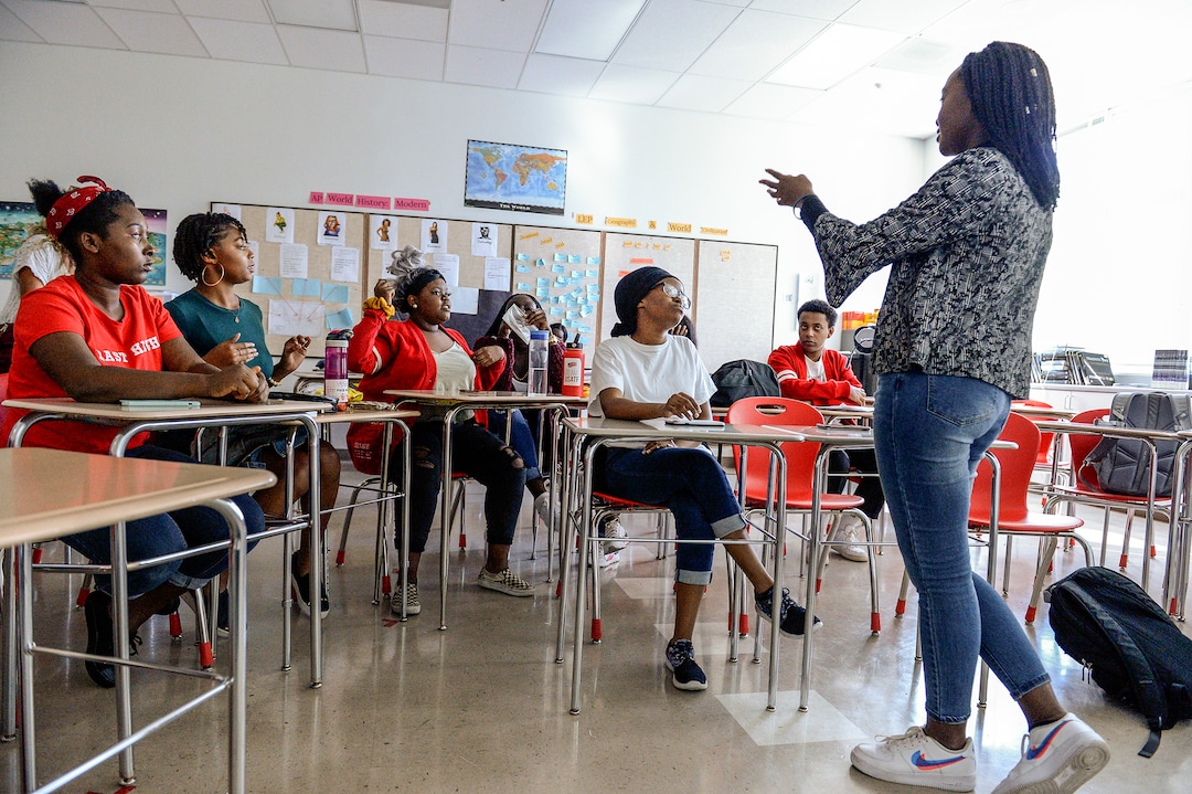(Leah Hogsten  |  The Salt Lake Tribune) Rosine Nibishaka, right, leads the discussion around interracial dating during East High School's black student union meeting Sept. 18.