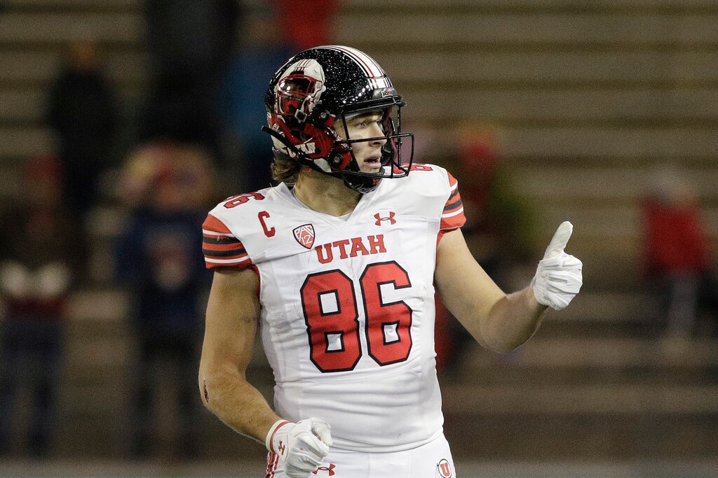 (Young Kwak | AP) Utah tight end Dalton Kincaid gestures during the second half of an NCAA college football game against Washington State, Thursday, Oct. 27, 2022, in Pullman, Wash.