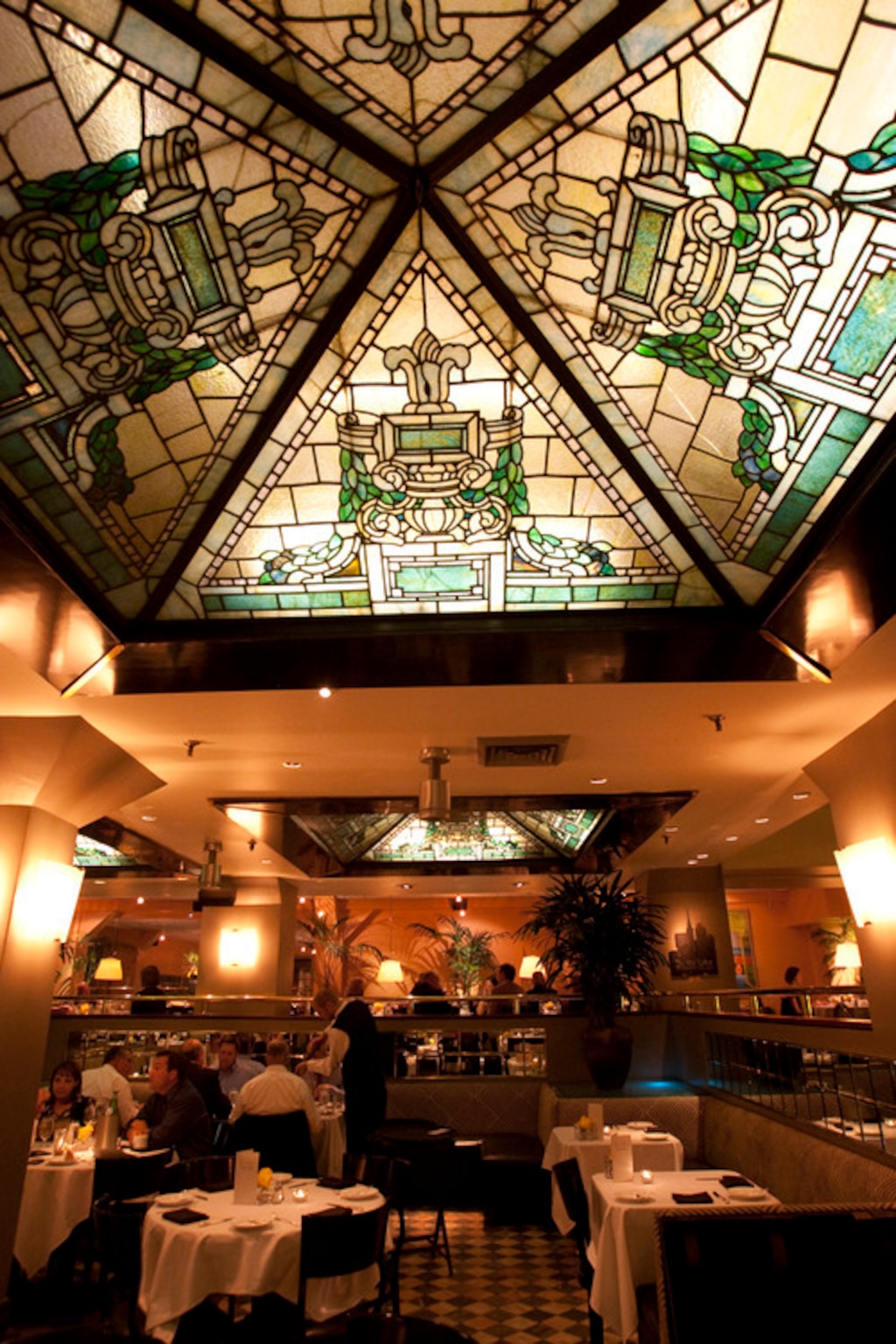 Photo by Chris Detrick  |  The Salt Lake Tribune Diners eat at at The New Yorker restaurant Thursday September 17, 2009. 