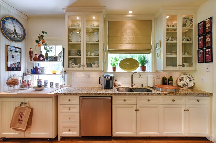 (Francisco Kjolseth  |  The Salt Lake Tribune)  Sales of homes worth a million dollars or more have been strong along the Wasatch Front, partly thanks to well-heeled local residents and those moving in from coastal states. Just put on the market is the home of Aaron and Sandra Ferer, a three-bedroom, 3,299 square foot house in the Federal Heights neighborhood of Salt Lake City, built in 1937 and priced at $1,175,000. 