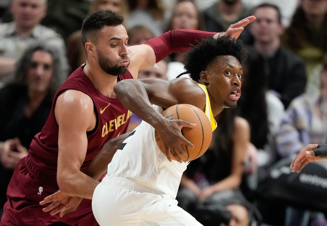 (Francisco Kjolseth  |  The Salt Lake Tribune) Cleveland Cavaliers guard Max Strus (1) moves in on /Utah Jazz guard Collin Sexton (2) as the Utah Jazz host the Cleveland Cavaliers in NBA action at the Delta Center in Salt Lake City on Tuesday, April 2, 2024.