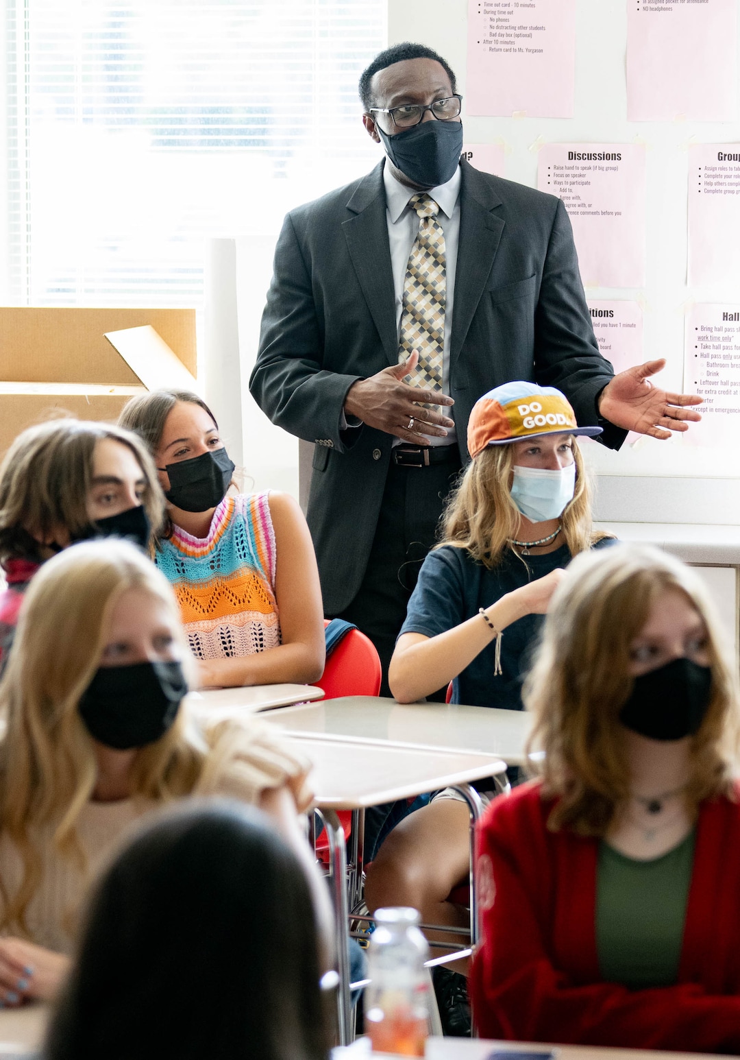 (Francisco Kjolseth | The Salt Lake Tribune) New Salt Lake City School District superintendent Timothy Gadson III, joined by Board members and district administrators tours East High School on the first day back for the fall session on Tuesday, Aug. 24, 2021.