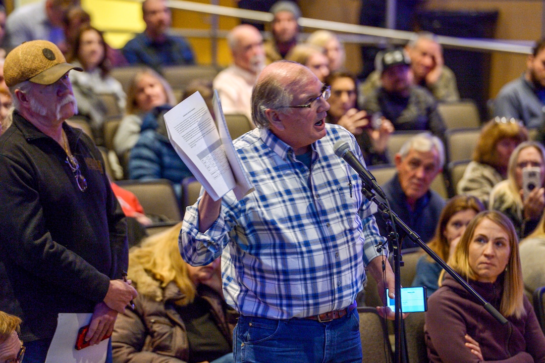 Leah Hogsten  |  The Salt Lake Tribune  Chemist, Mark Kuehn, who tested the ph levels of his water, said he found it to be over 100 times more acidic than it should have been. As Sandy City declared Sunday evening that all of its water is now safe to drink, residents were asking why many of them were allowed to drink possibly tainted water for a week before they heard about problems, Feb.18, 2019 at a town hall meeting to address the issue. Problems began Feb. 6, when a fluoride pump malfunctioned because of a power outage. It flooded parts of the water system with huge amounts of fluoride Ñ which can cause health problems, plus the acidic fluoride also corroded pipes in some homes to release also-dangerous heavy metals such as lead and copper.
