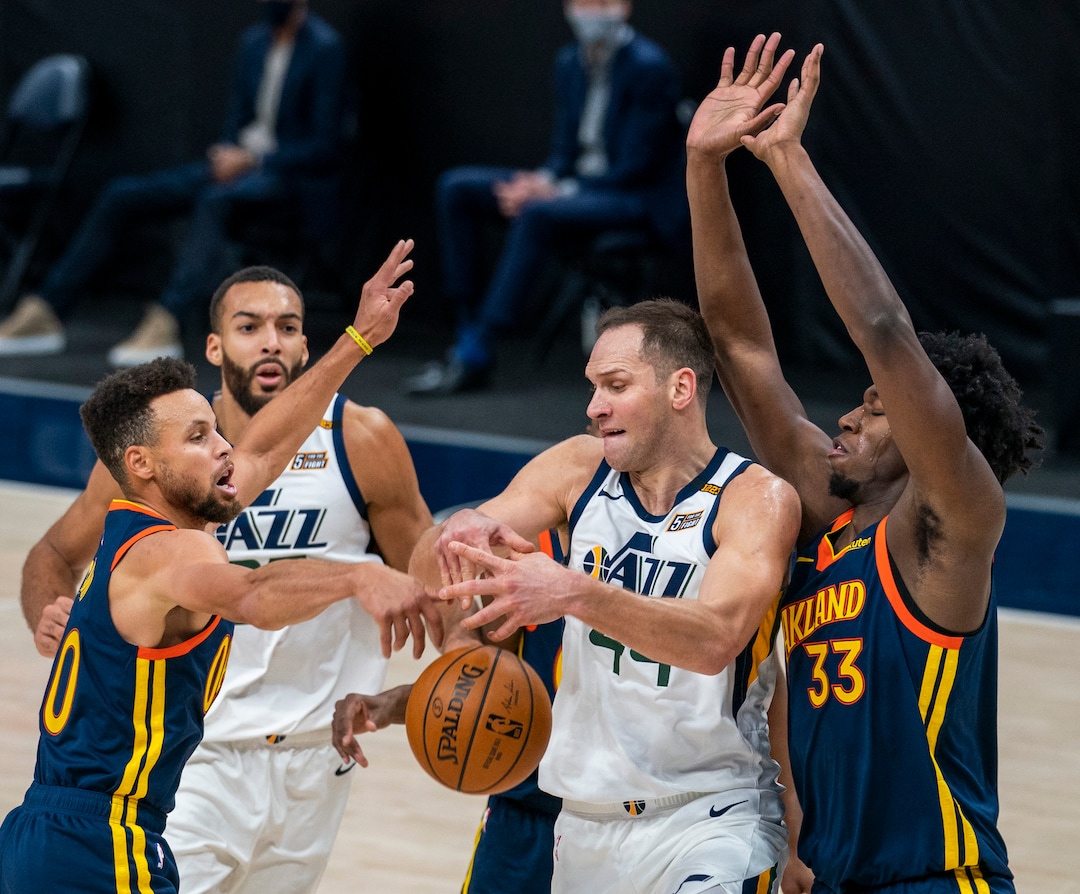 (Rick Egan | The Salt Lake Tribune) Golden State Warriors guard Stephen Curry (30) strips the ball from Utah Jazz forward Bojan Bogdanovic (44), in NBA action between the Utah Jazz and the Golden State Warriors at Vivint Arena, on  Saturday, Jan. 23, 2021.