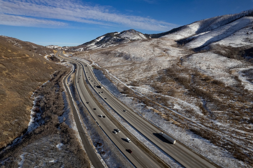 (Francisco Kjolseth | The Salt Lake Tribune) A slow start to the winter season leaves the mountain sides in Parleys Canyon with little snow, pictured Wednesday, Dec. 27, 2023.
