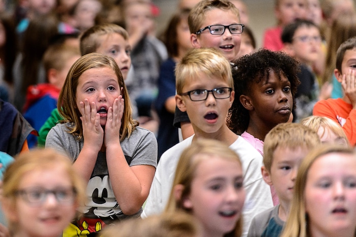 (Trent Nelson | The Salt Lake Tribune)  Students react to Utah Jazz center Rudy Gobert's entrance at Foxboro Elementary, a French immersion school, in North Salt Lake, Wednesday September 20, 2017.