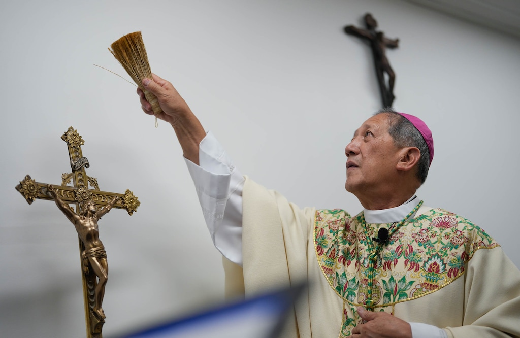 (Francisco Kjolseth | The Salt Lake Tribune) Bishop Oscar Solis blesses a new chapel at Holy Cross Hospital in West Valley City on Monday, June 30, 2025.