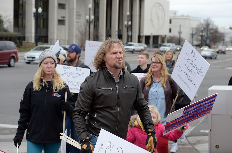 Sister Wives' say it may be time for polygamists to leave Utah