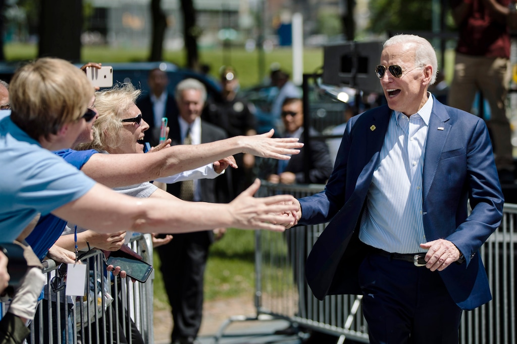 Democratic presidential candidate, former Vice President Joe Biden arrives fore a campaign rally at Eakins Oval in Philadelphia, Saturday, May 18, 2019. (AP Photo/Matt Rourke)