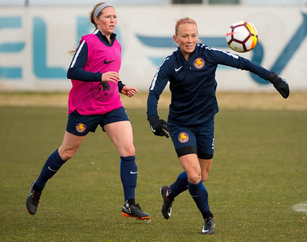 (Trent Nelson | The Salt Lake Tribune)  
Utah Royals at practice in Sandy, Tuesday March 20, 2018. Gunnhildur Jonsdottir (23), right, chases the ball.