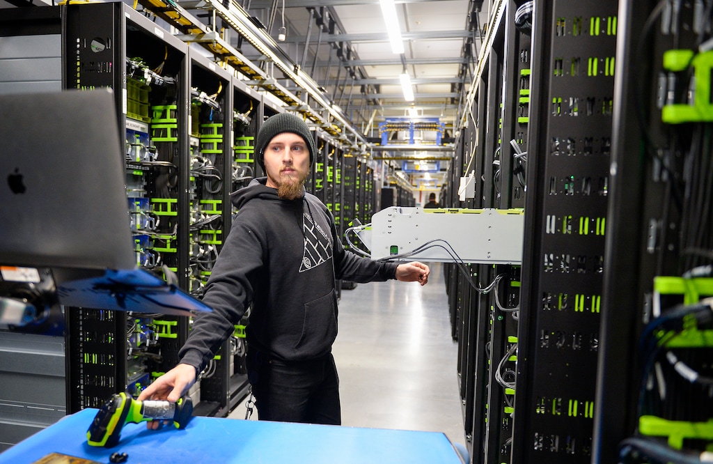 Meta to nearly double size of its data center in Utah city