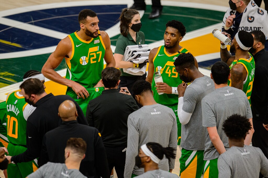 (Trent Nelson  |  The Salt Lake Tribune) Utah Jazz center Rudy Gobert (27), Utah Jazz guard Donovan Mitchell (45)  as the Utah Jazz host the Houston Rockets, NBA basketball in Salt Lake City on Friday, March 12, 2021.