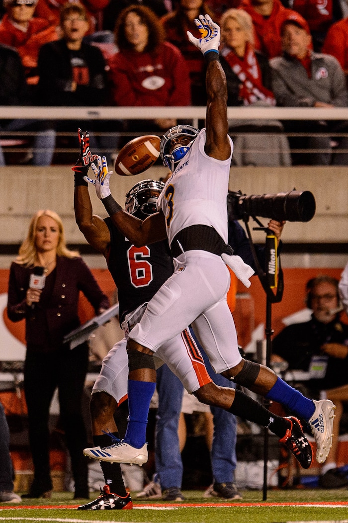 (Trent Nelson | The Salt Lake Tribune) San Jose State Spartans cornerback Jermaine Kelly (3) knocks the ball away from Utah Utes wide receiver Kyle Fulks (6) as the Utah Utes host the San Jose State Spartans, NCAA football at Rice-Eccles Stadium in Salt Lake City, Saturday September 16, 2017.