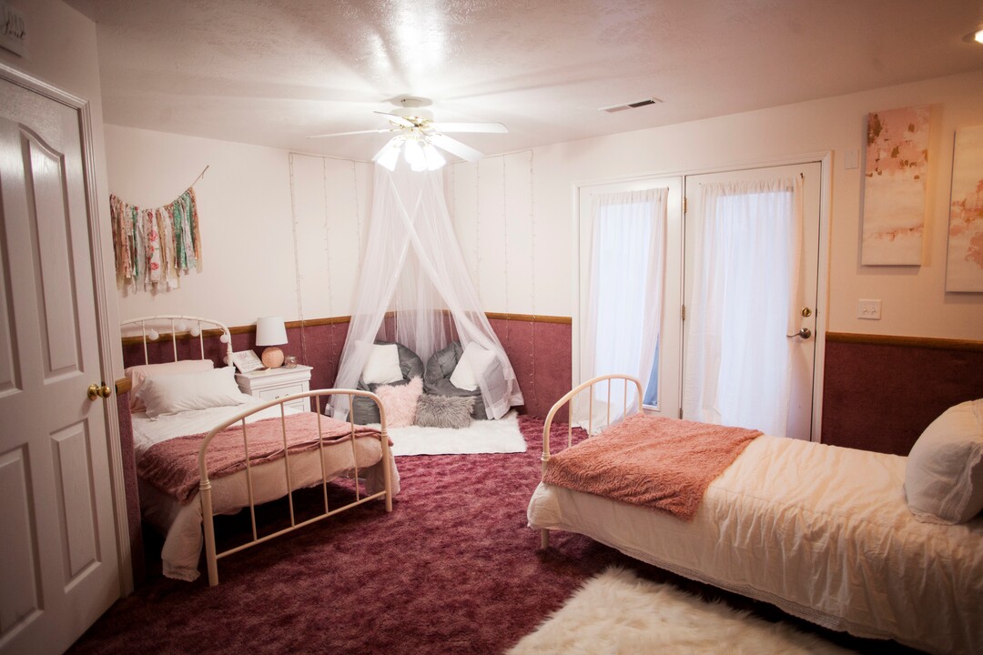 This April 30, 2018, photo, shows a renovated room at the Short Creek Dream Center, formally the home of polygamous sect leader Warren Jeffs in Hildale, Utah. The sprawling house surrounded by towering brick walls has been converted into a sober living center by Evangelical missionaries, the latest sign of the group’s dwindling control of the small community on the Utah-Arizona border. (Chris Caldwell/The Spectrum via AP)