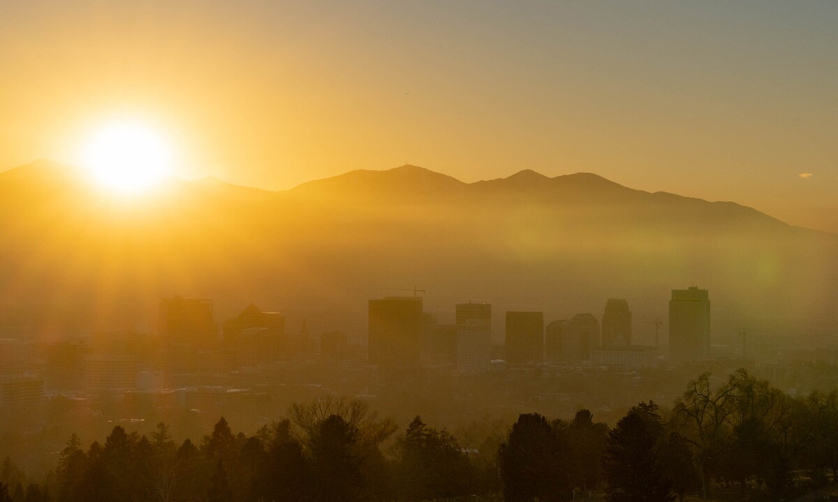 Expect hazy sun and warmer weather this weekend — and a storm Monday night