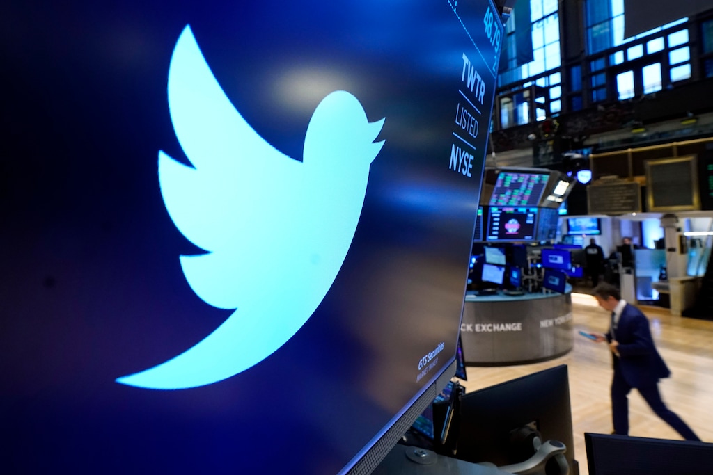 (Richard Drew | AP photo)

The logo for Twitter appears above a trading post on the floor of the New York Stock Exchange, Nov. 29, 2021.