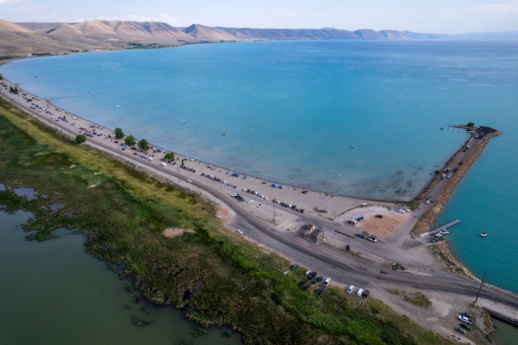 (Rick Egan | The Salt Lake Tribune)  Bear Lake in 2024. Environmental agencies say an invasive plant that first appeared in the lake in 2019 is here to stay.
