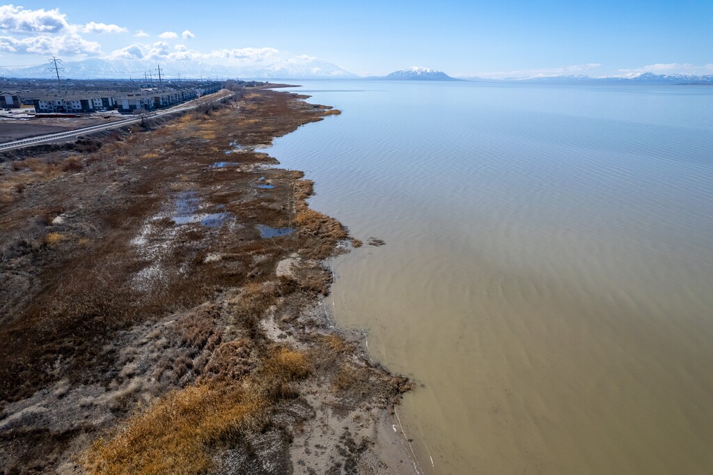 (Trent Nelson  |  The Salt Lake Tribune) Utah Lake on Thursday, March 16, 2023.