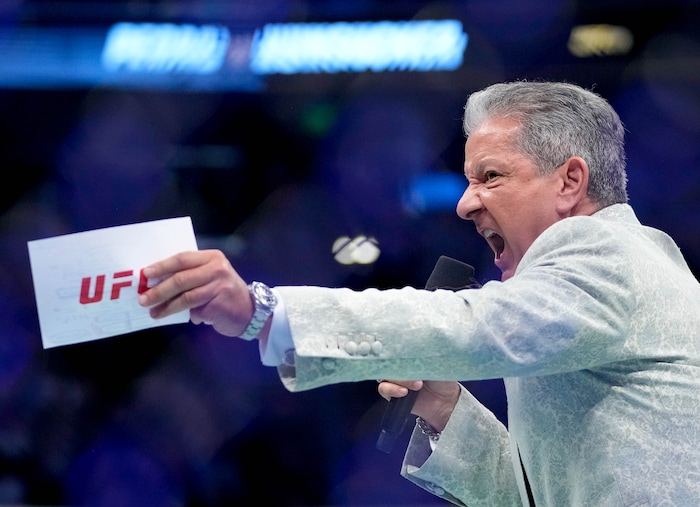 (Francisco Kjolseth | The Salt Lake Tribune) UFC announcer Bruce Buffer kicks off a fight at Vivint Arena on Saturday, Aug. 20, 2022 for a night of mixed martial arts bouts. 