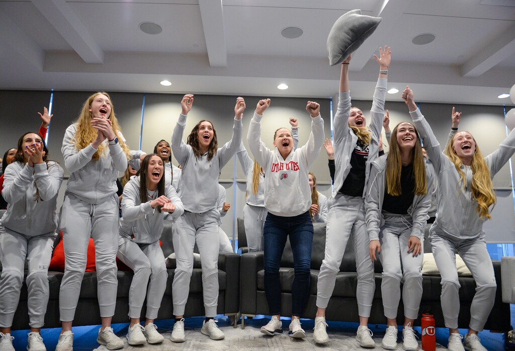 (Chris Samuels | The Salt Lake Tribune) The Utah women’s basketball team react when it was announced where and who they will play in the NCAA women’s college basketball tournament at the team’s practice facility, Sunday, March 13, 2022.
