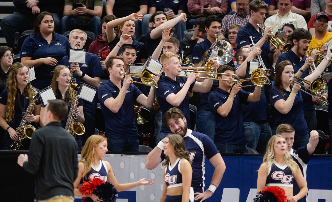 (Francisco Kjolseth  |  The Salt Lake Tribune)  The Gonzaga band keeps the fan moving as Gonzaga faces Fairleigh Dickinson in their first round menÕs NCAA March Madness tournament game at Vivint Smart Home Arena in Salt Lake City on Thursday, March 21, 2019.