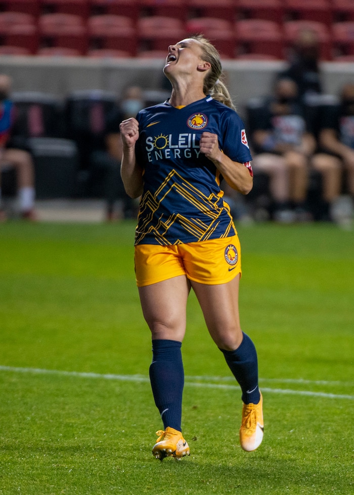 (Rick Egan | The Salt Lake Tribune) Utah Royals FC forward Amy Rodriguez (8) reacts after narrowly missing a goal, in soccer action between Utah Royals FC and Portland Thorns FC at Rio Tinto Stadium, on Saturday, Oct. 3, 2020.