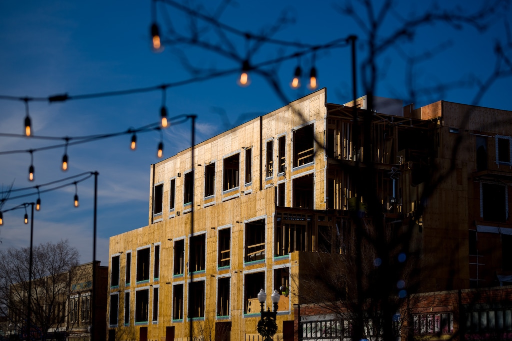 (Trent Nelson  |  The Salt Lake Tribune) The five-story Union Walk apartment building on Ogden's 25th Street on Wednesday, Dec. 27, 2023.