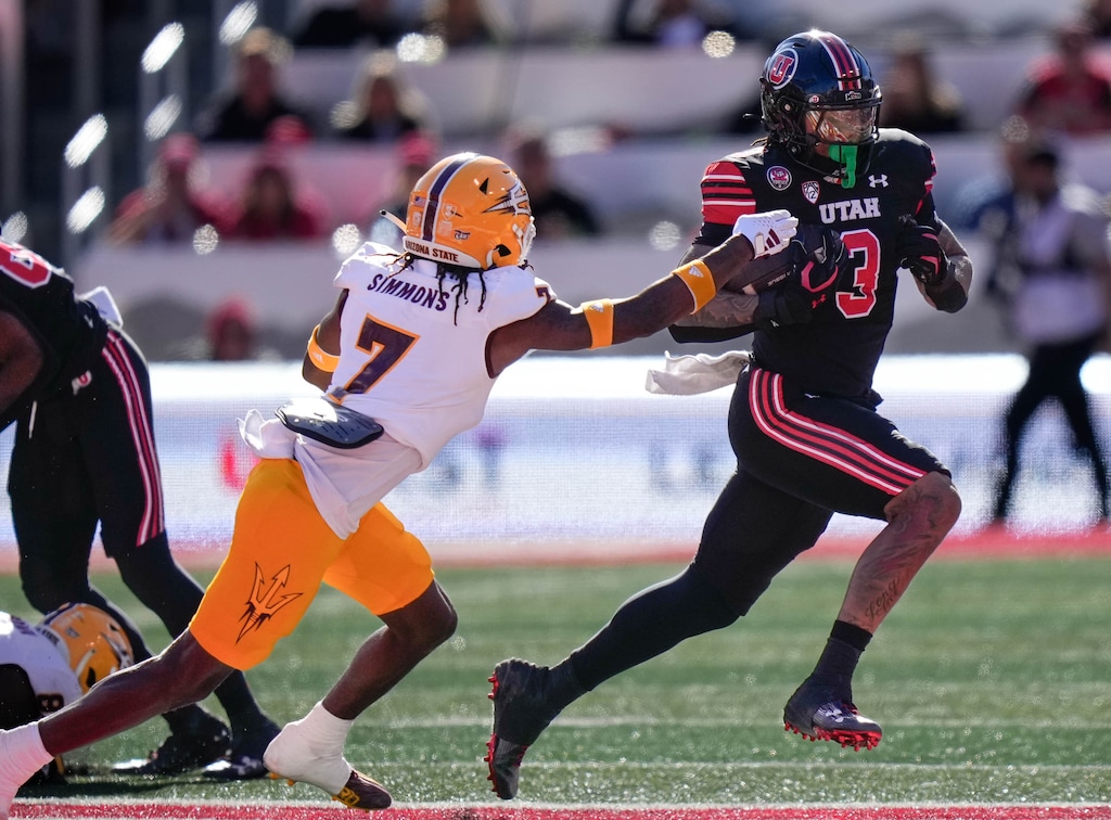 (Francisco Kjolseth | The Salt Lake Tribune) Utah Utes running back Ja'Quinden Jackson (3) eludes Arizona State Sun Devils defensive back Shamari Simmons (7) during their game against the Arizona State Sun Devils in NCAA football in Salt Lake City on Saturday, Nov. 4, 2023.