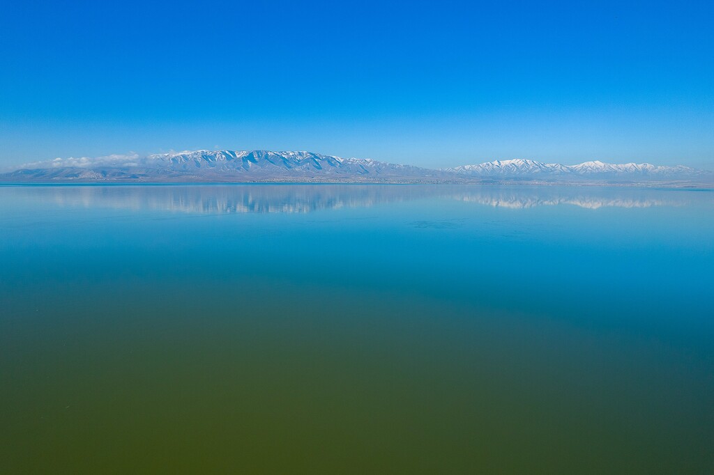 (Trent Nelson  |  The Salt Lake Tribune) Utah Lake on Wednesday, Jan. 26, 2022.