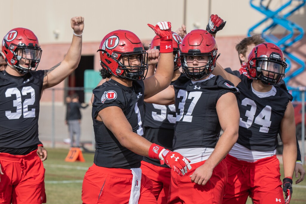 (Kory Mortensen | University of Utah Athletics) Members of the Utes defense participate in Utah football spring practice, Monday, March 15, 2021.
