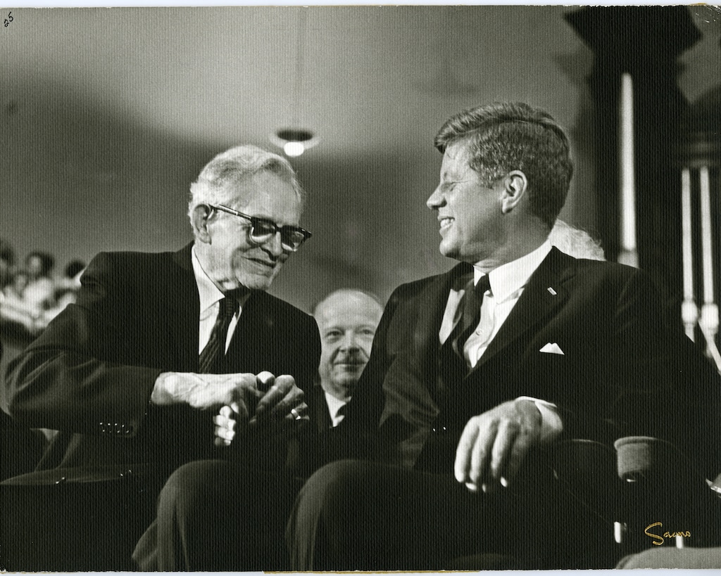 (The Church of Jesus Christ of Latter-day Saints) Then-church President David O. McKay with U.S. President John F. Kennedy in the Tabernacle in September 1963.