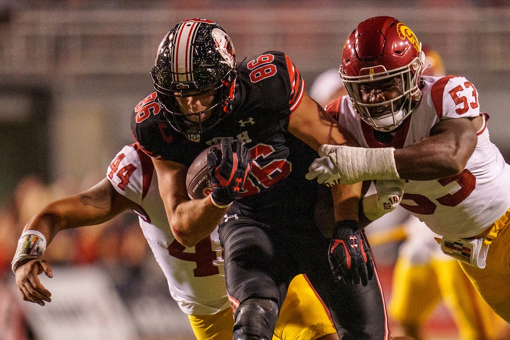 (Trent Nelson  |  The Salt Lake Tribune) Utah Utes tight end Dalton Kincaid (86) as the University of Utah hosts USC, NCAA football in Salt Lake City on Saturday, Oct. 15, 2022.