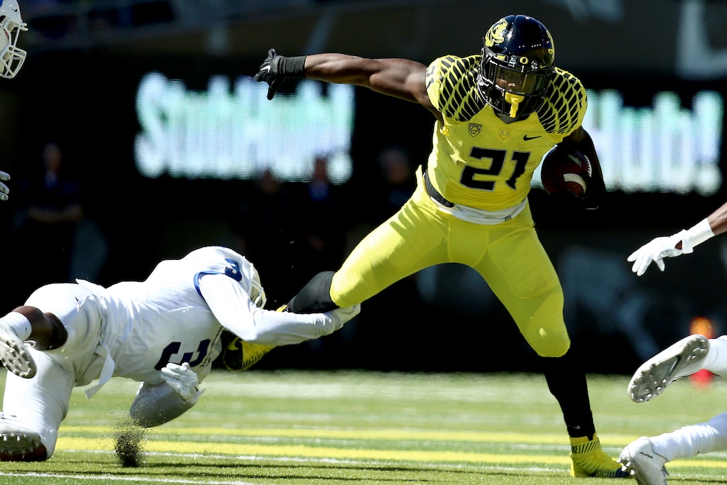 Oregon running back Royce Freeman will get as many carries as he wants in 2017, coach Willie Taggart promises. (AP Photo/Ryan Kang)