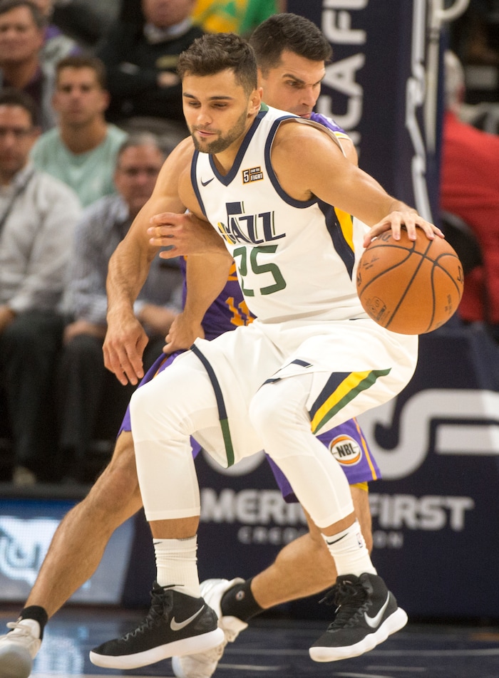(Rick Egan  |  The Salt Lake Tribune)  Utah Jazz guard Raul Neto (25) world the ball inside, in preseason basketball Utah Jazz vs.Sydney Kings, in Salt Lake City, Sunday, October 2, 2017.


