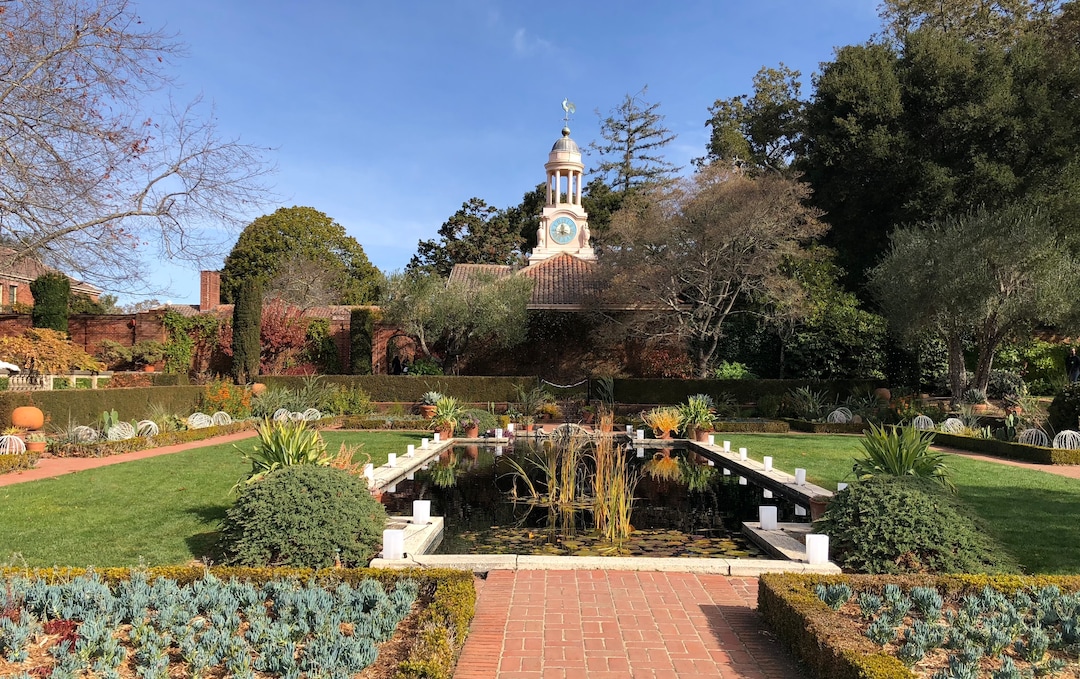(Scott D. Pierce | The Salt Lake Tribune) The former carriage house/garage at Filoli now houses a gift shop.