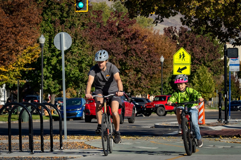 (Rick Egan | The Salt Lake Tribune) Bicyclists ride along 900 South on Thursday, Oct. 30, 2025.