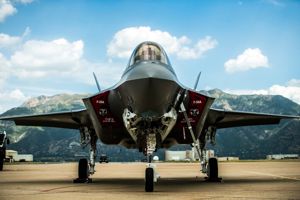 Chris Detrick  |  The Salt Lake Tribune
A F-35 arrives at Hill Air Force Base Wednesday September 2, 2015.