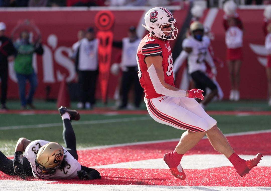 (Francisco Kjolseth | The Salt Lake Tribune) Utah Utes tight end Brant Kuithe (80) runs in the Utes first touchdown of the game as the University of Utah hosts the Colorado Buffaloes in Pac-12 football, Friday, Nov. 26, 2021 at Rice-Eccles Stadium.