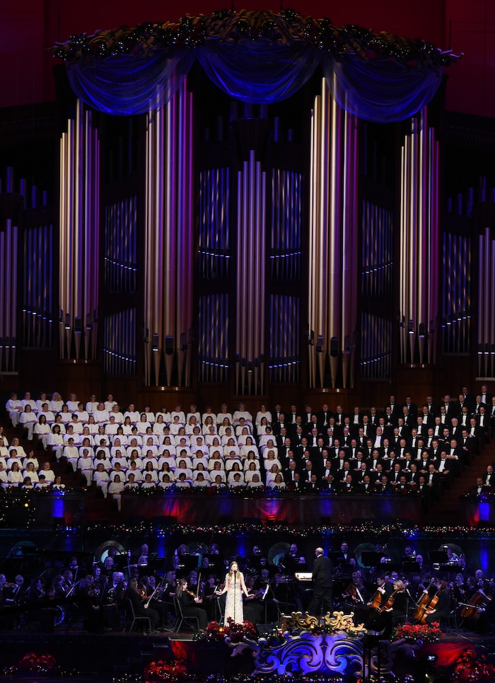 (Francisco Kjolseth  |  The Salt Lake Tribune)  The Mormon Tabernacle Choir Christmas extravaganza kicks off with Broadway star Sutton Foster and "Downton Abbey's" Hugh Bonneville at the Conference Center on Thursday, Dec. 14, 2017.