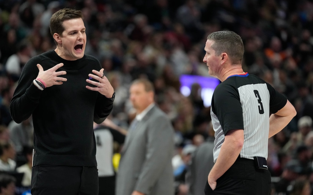 (Francisco Kjolseth | The Salt Lake Tribune) Utah Jazz coach Will Hardy argues a call with referee Nick Buchert (3) as the Utah Jazz take on the Sacramento Kings in NBA basketball at Vivint Arena in Salt Lake City on Tuesday, Jan. 3, 2023.