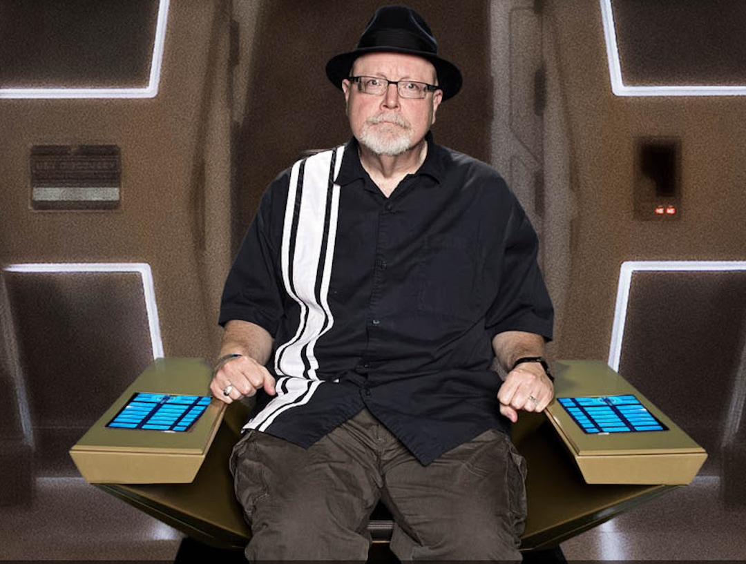(Photo courtesy of CBS) TV critic Scott D. Pierce looks very uncomfortable on the bridge of a starship.