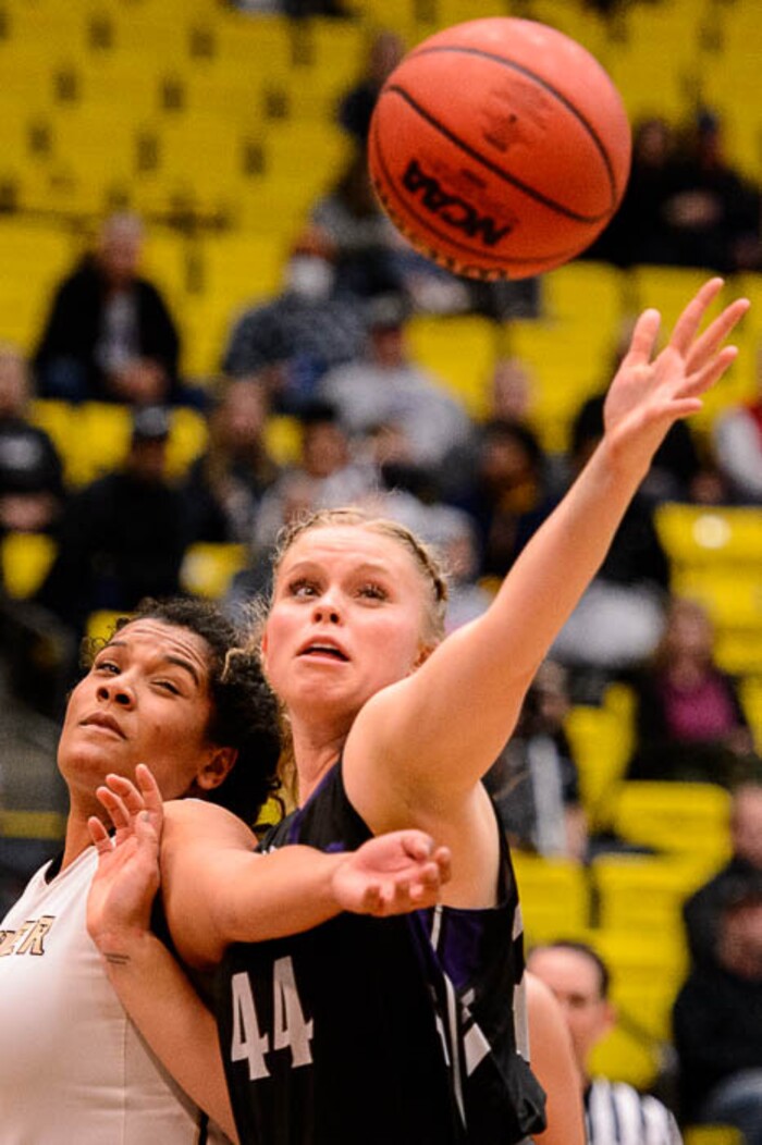 (Trent Nelson | The Salt Lake Tribune)
Lehi vs. Desert Hills, 4A State high school basketball tournament at Utah Valley University in Orem, Thursday March 1, 2018. Desert Hills's Jessica Bills (42) and Lehi's Mikayla Mineer (44).