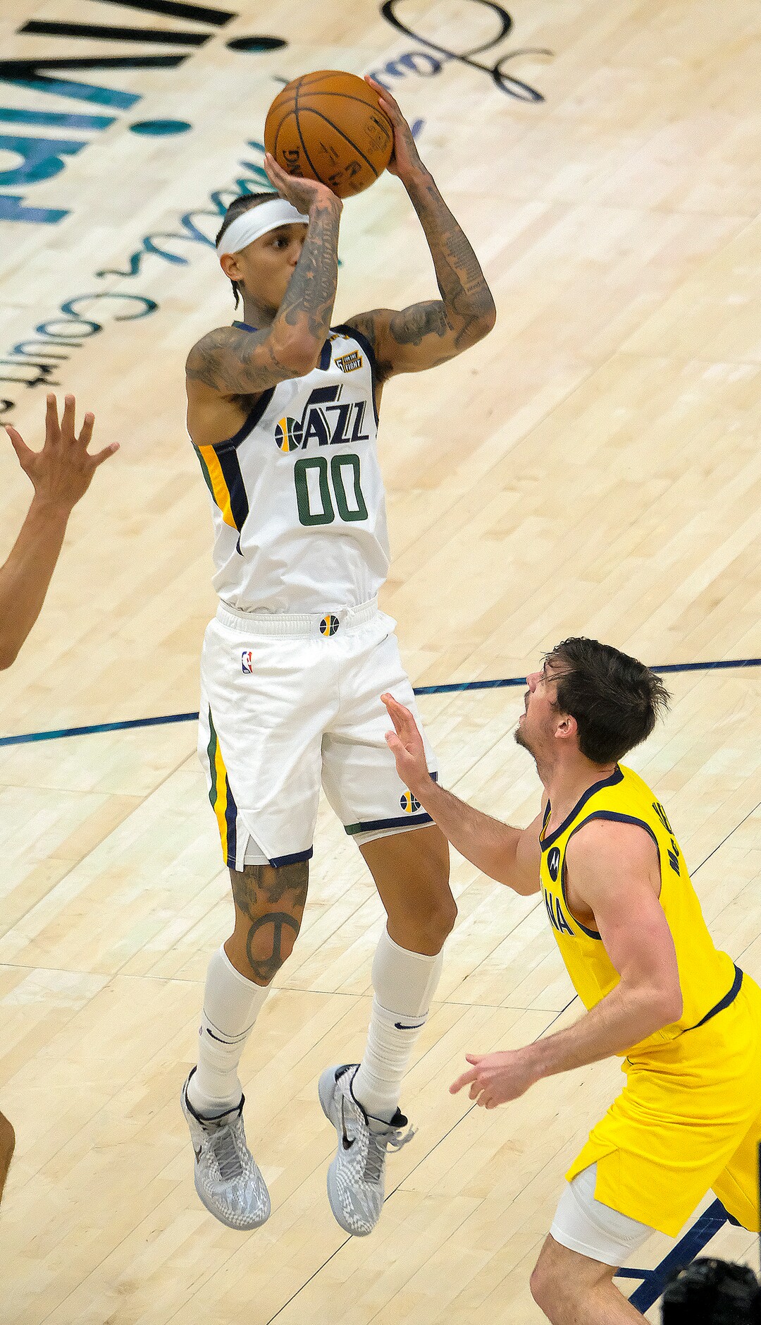 Leah Hogsten | The Salt Lake Tribune  Utah Jazz guard Jordan Clarkson (00) had 18 points and 5 rebounds as the Utah Jazz host the Indiana Pacers, April 16, 2021 at the Vivint Arena.