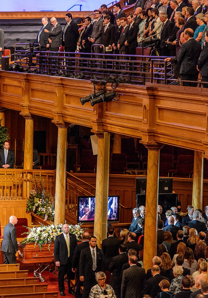 (Trent Nelson | The Salt Lake Tribune)  Funeral services for Elder Robert D. Hales at the Salt Lake Tabernacle in Salt Lake City Friday October 6, 2017.