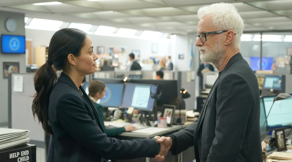 (Photo courtesy of Ed Araquel/Fox) Fernanda Andrade and John Slattery in “Next.”