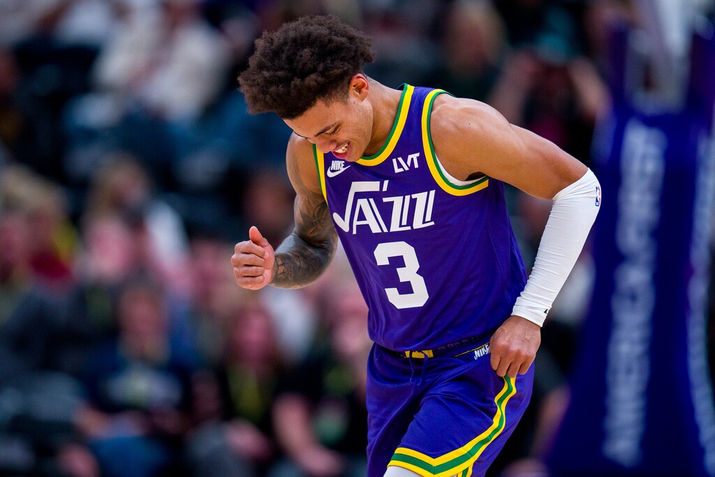 (Trent Nelson  |  The Salt Lake Tribune) Utah Jazz guard Keyonte George (3) limps off the court as the Utah Jazz host the New York Knicks, NBA basketball on Wednesday, Dec. 13, 2023.